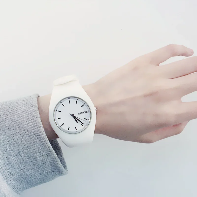 Silicone Band Women - Reloj para hombre, Color crema, ultrafino,