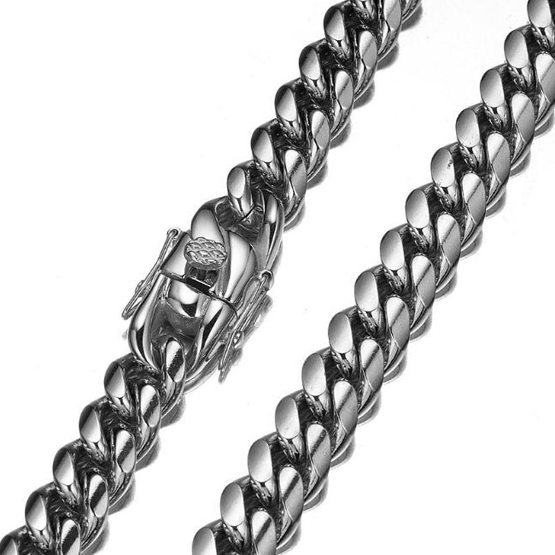 Collares de eslabones cubanos  - Butterfly Clasp Deployant reseña y precio