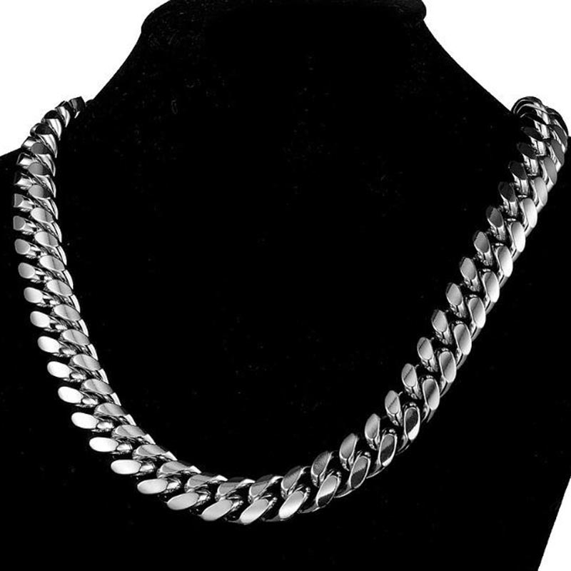 Collares de eslabones cubanos  - Butterfly Clasp Deployant reseña y precio