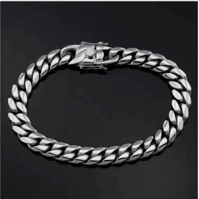 Collares de eslabones cubanos  - Butterfly Clasp Deployant reseña y precio