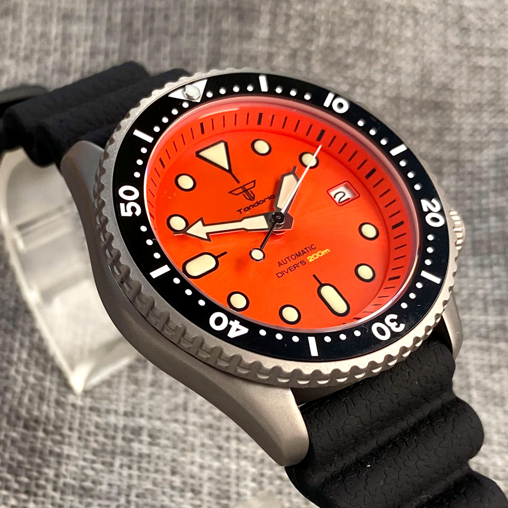 Reloj Tandorio para Hombre de  - Rubber Strap Diver reseña y precio