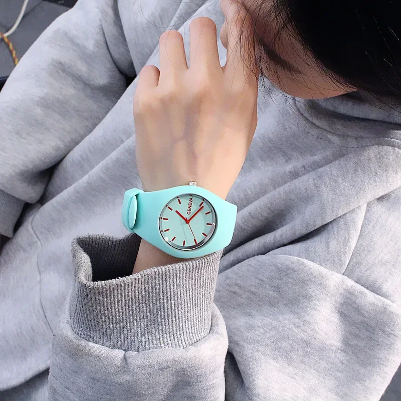 Reloj para hombre, Color crema - Silicone Band Women reseña y precio